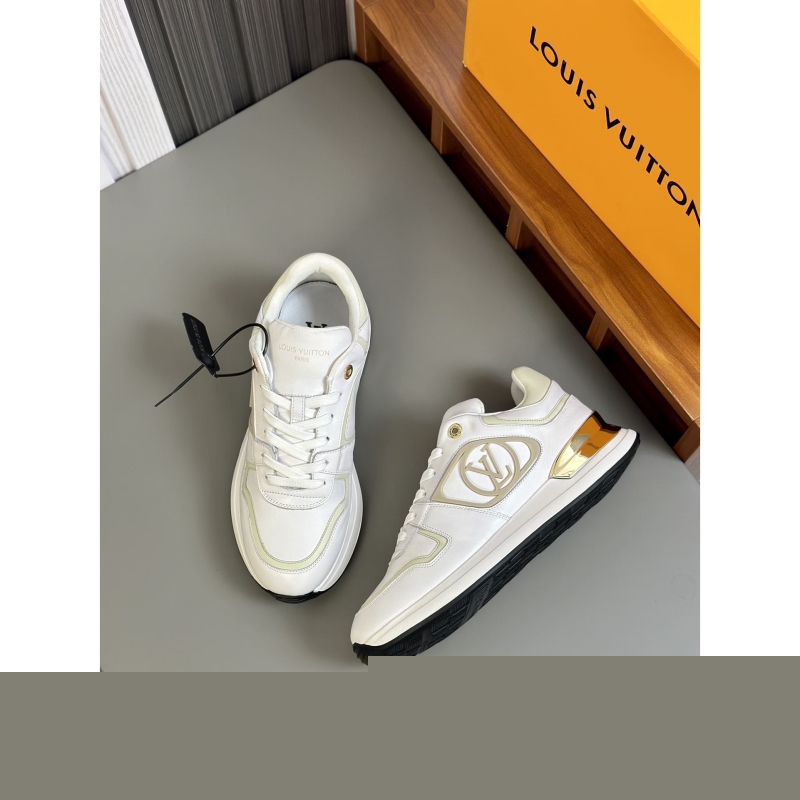 l**is V*t*n sneakers